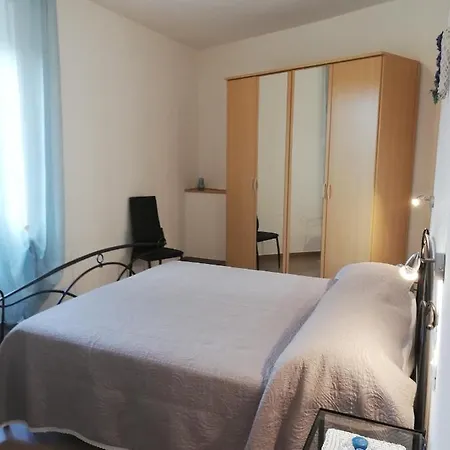 Roma Imperiale near Pantheon Bed & Breakfast 4*