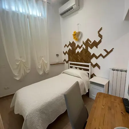 Roma Imperiale near Pantheon Bed & Breakfast